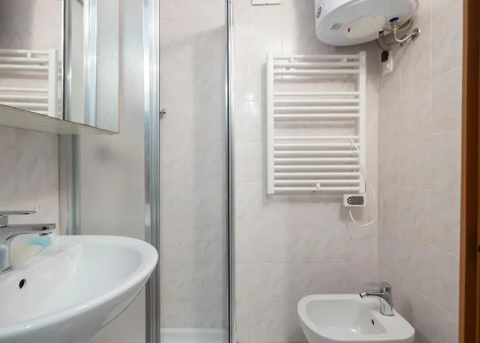 I-host - Transiti 7 * Mediolan